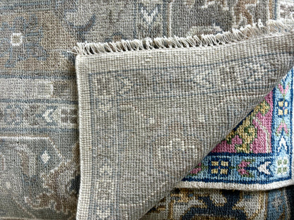 Simara 10x14 Gray and Cream Hand-Knotted Serapi Rug