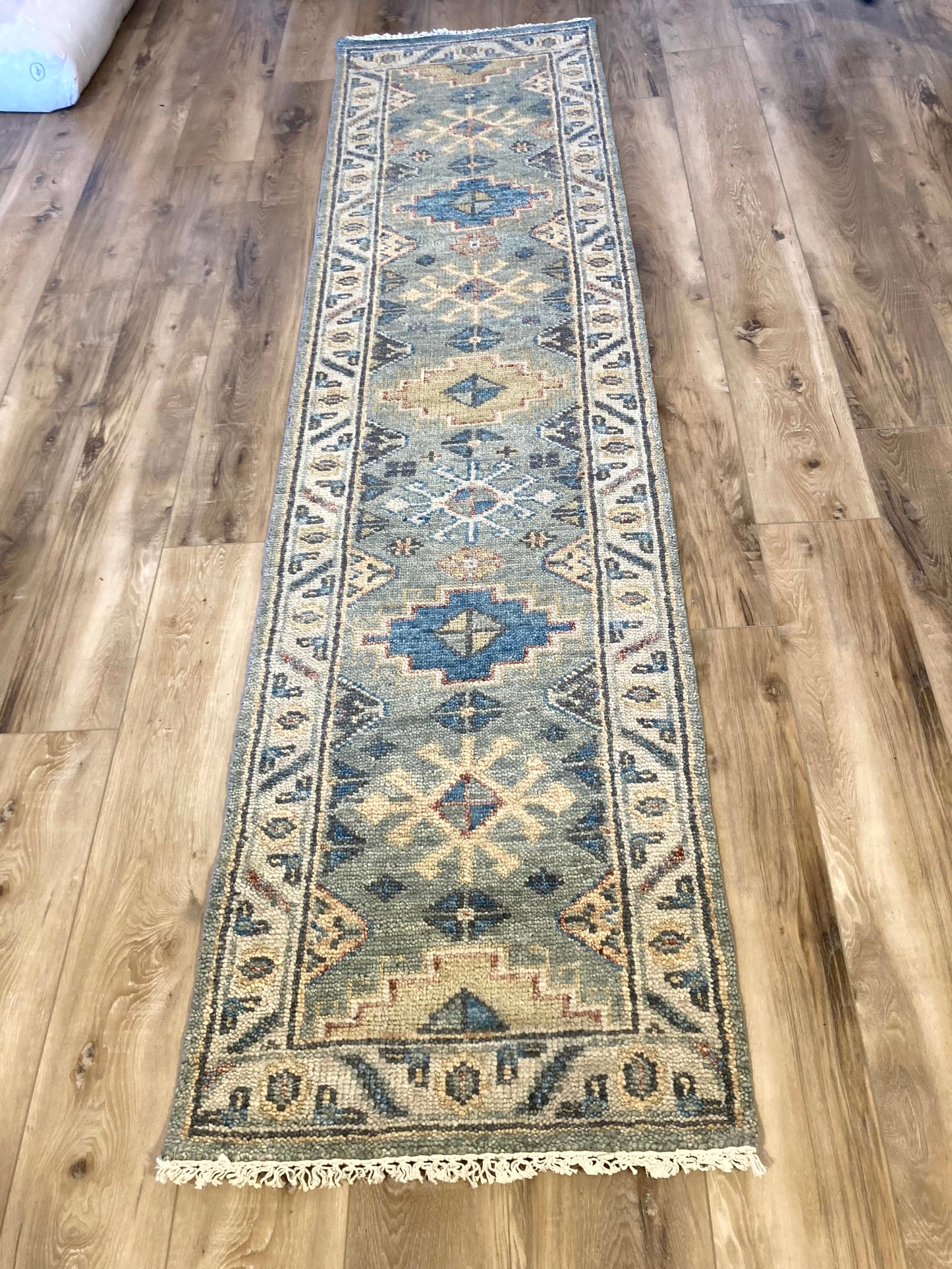 Nacpan 2.5x10 Hand-Knotted Oushak Runner