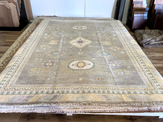 Amaga 9x12 Hand-knotted Rug